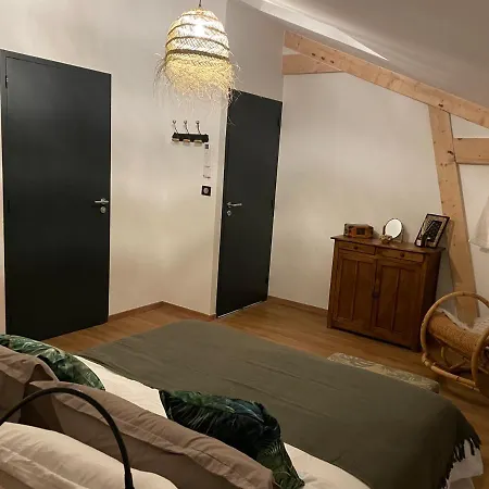 L'eden A L'est Vendégház 4*